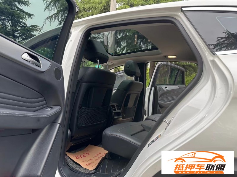  18年奔馳GLE轎車 