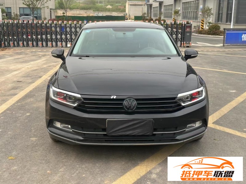  18年大眾邁騰轎車 