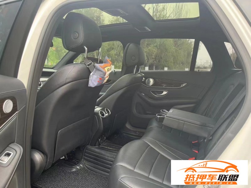  19年奔馳GLC轎車 