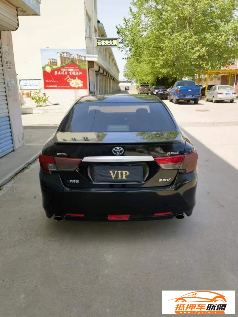  13年豐田銳志轎車 