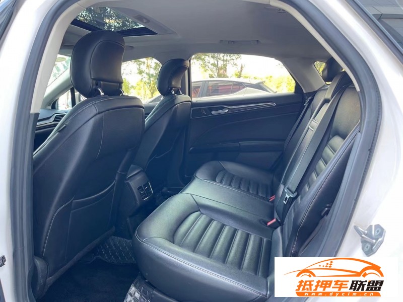  19年福特蒙迪歐轎車 