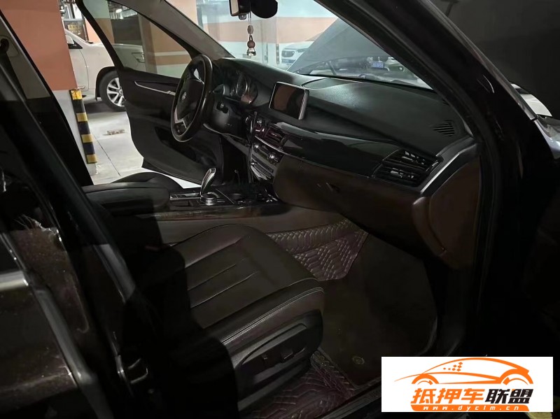  17年寶馬X5轎車 