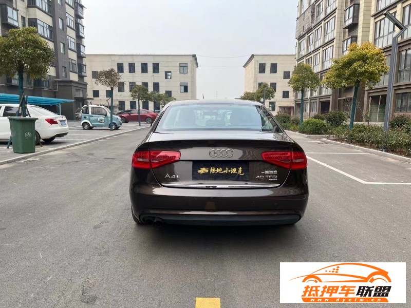  14年奧迪A4轎車(chē) 