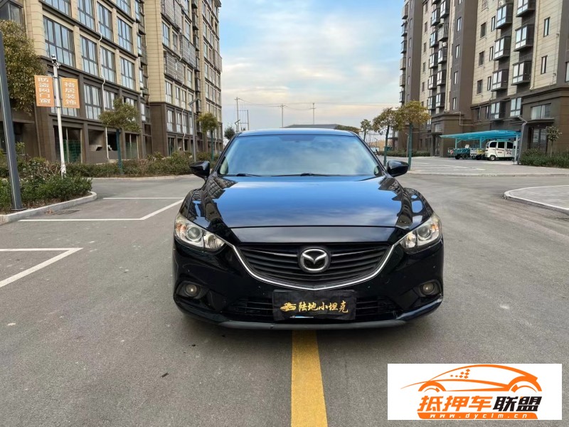  15年馬自達阿特茲轎車 