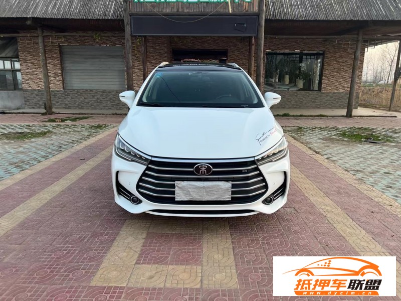  19年比亞迪宋轎車 