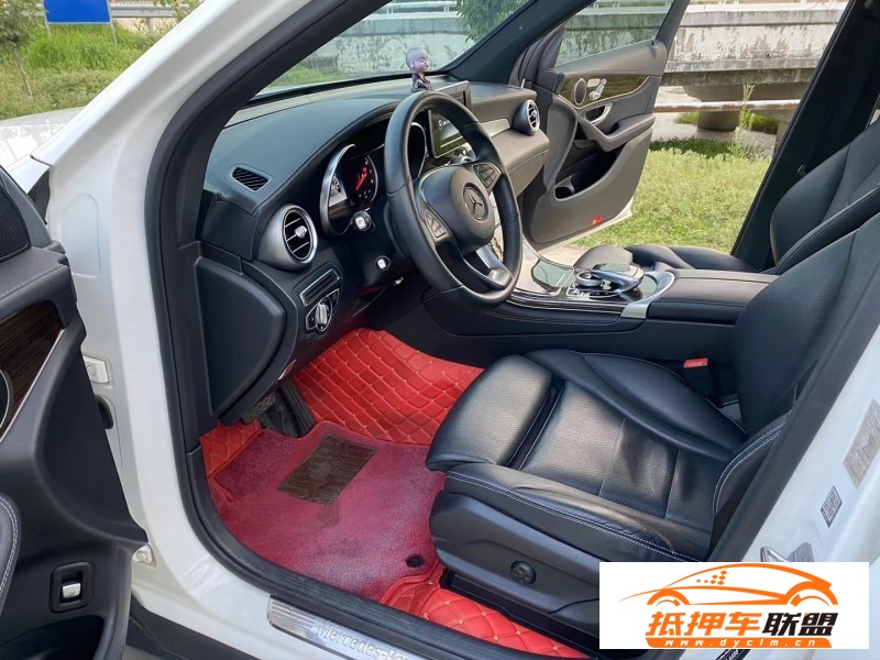  17年奔馳GLC轎車 