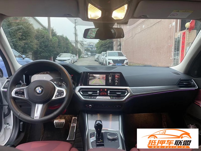 22年寶馬3系轎車 