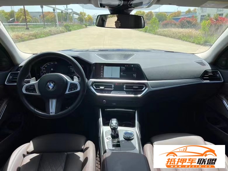  22年寶馬3系轎車 