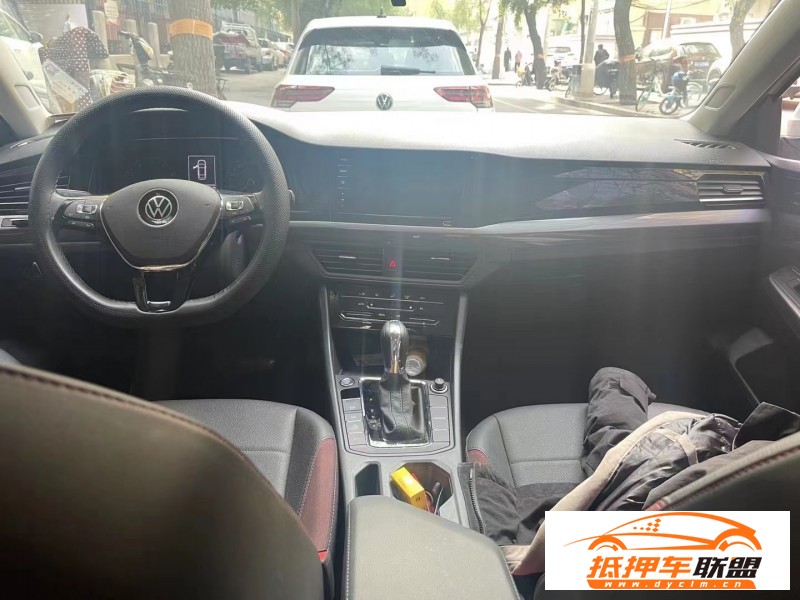  22年大眾寶來轎車 