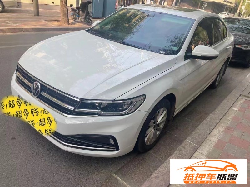  22年大眾寶來轎車 