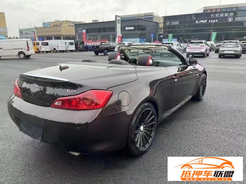  10年英菲尼迪G37轎車 