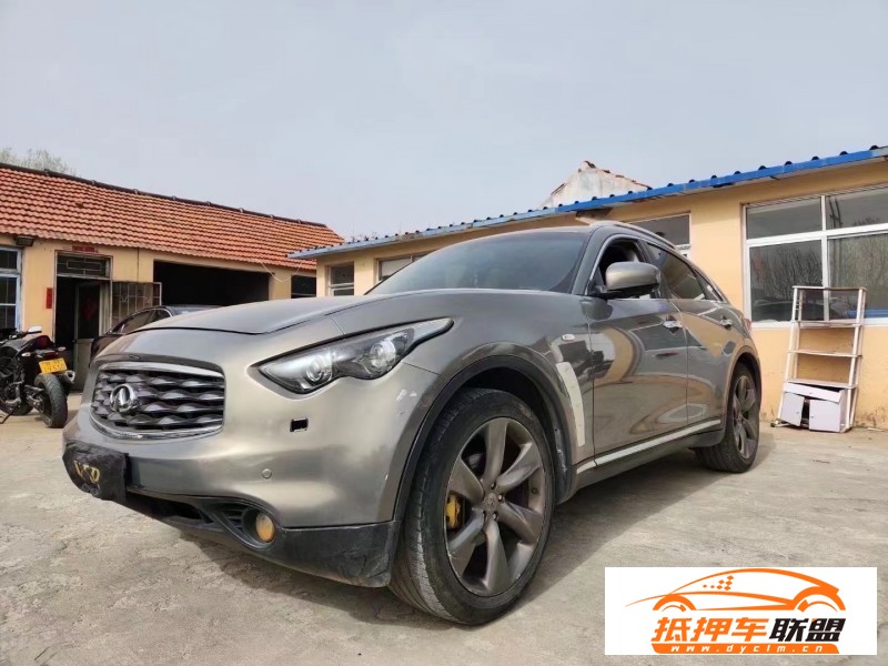  11年英菲尼迪FX35轎車 