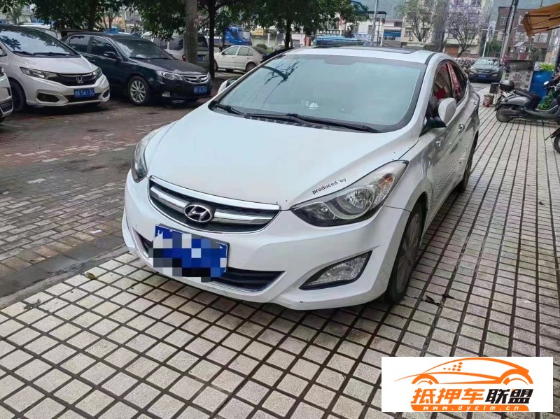  16年現(xiàn)代朗動(dòng)轎車 