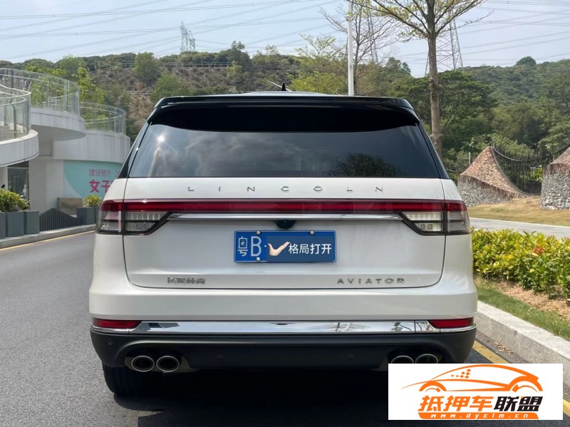  21年林肯飛行家轎車 