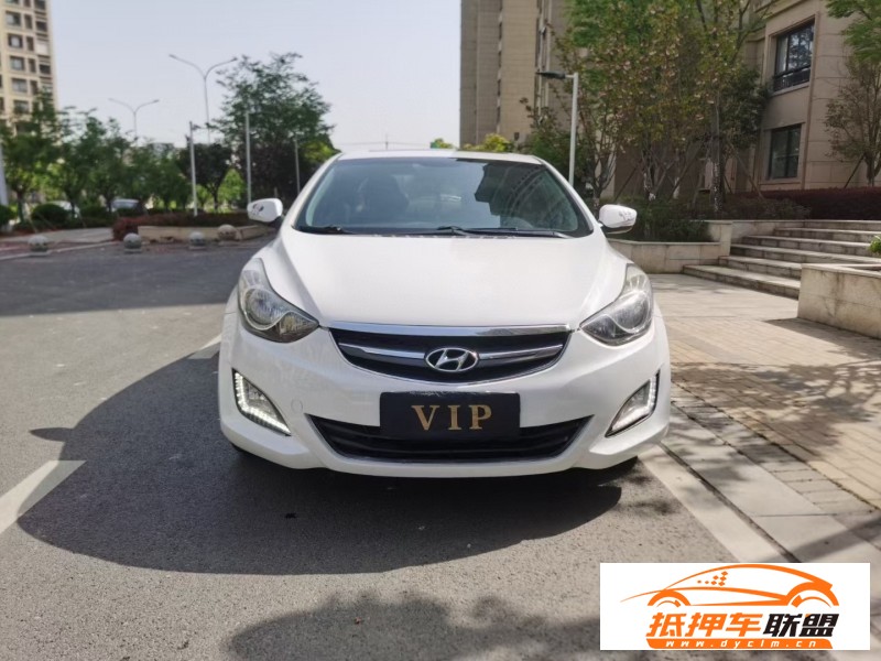  15年現(xiàn)代朗動轎車 