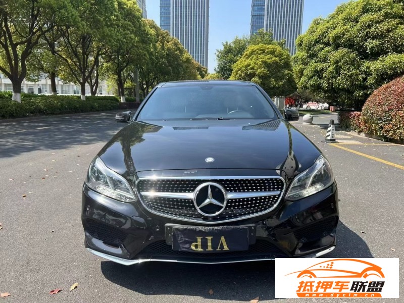  14年奔馳E轎車 