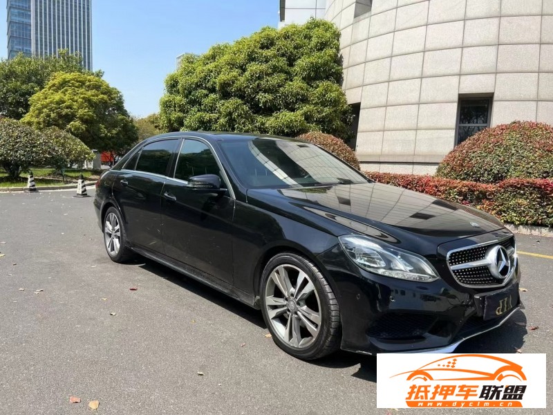  14年奔馳E轎車 