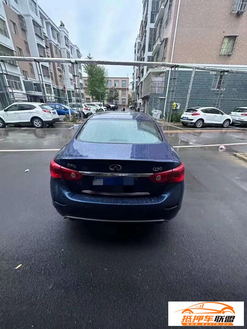  17年英菲尼迪Q50轎車 