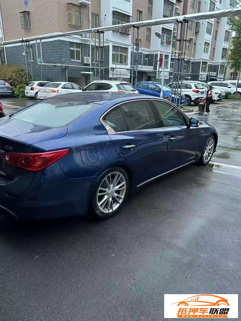  17年英菲尼迪Q50轎車 