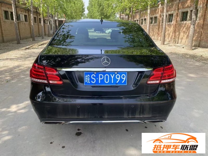  14年奔馳E轎車 