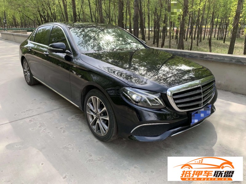  18年奔馳E轎車 