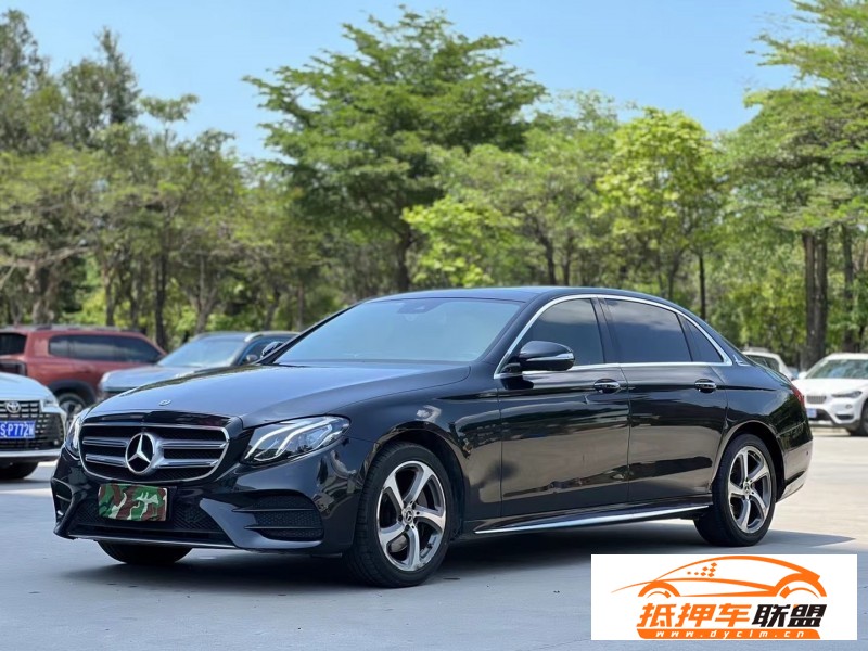  17年奔馳E轎車 
