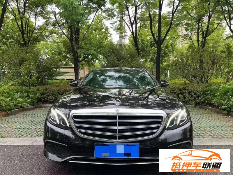  19年奔馳E轎車 