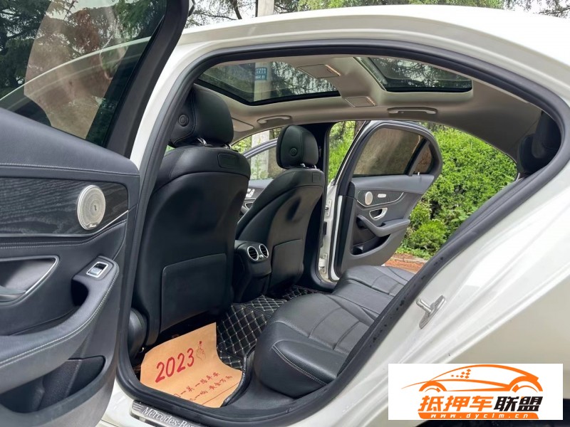  16年奔馳C轎車 