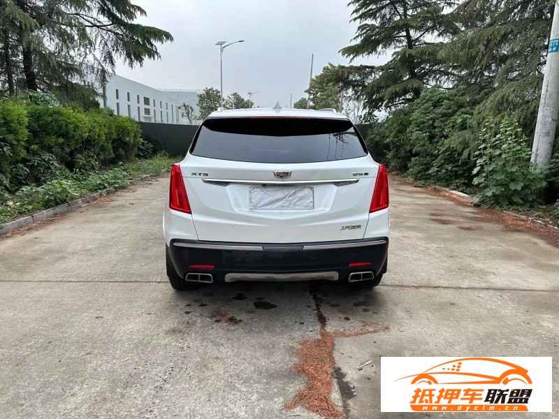  17年凱迪拉克XT5轎車 
