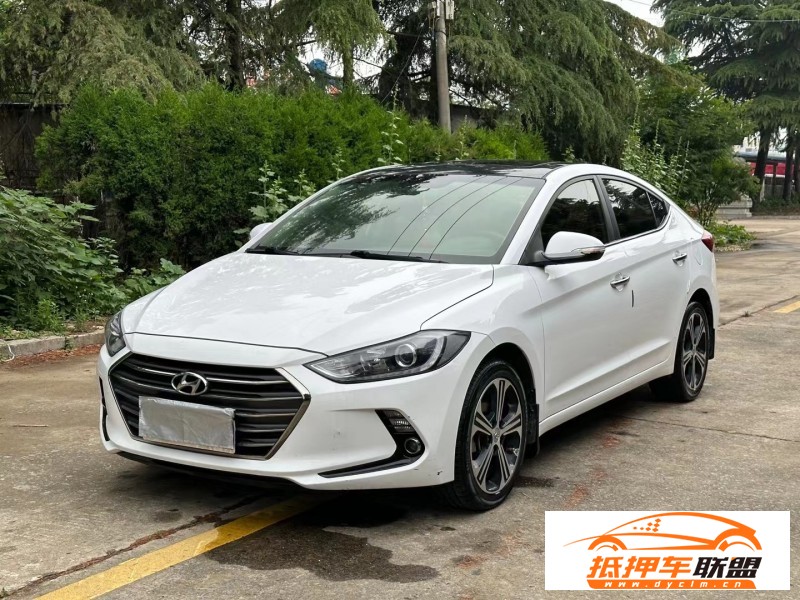  18年現(xiàn)代領(lǐng)動轎車 