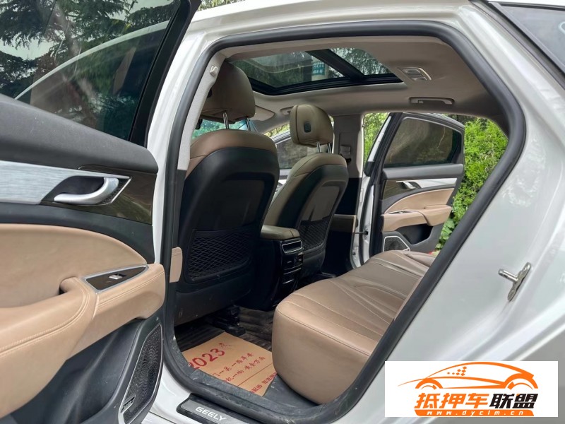  19年吉利博瑞轎車 