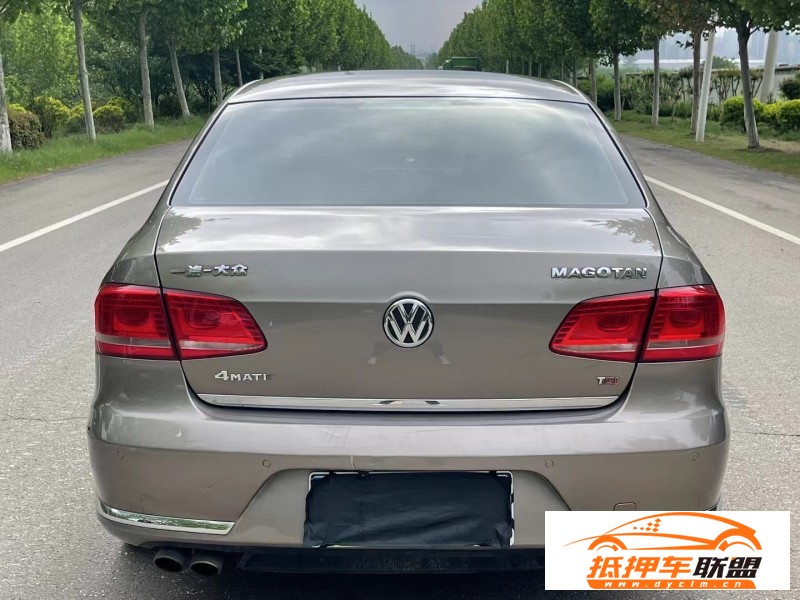  16年大眾邁騰轎車 