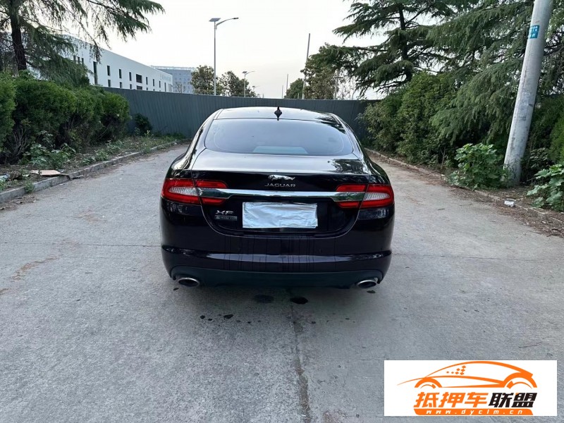  15年捷豹XF轎車 