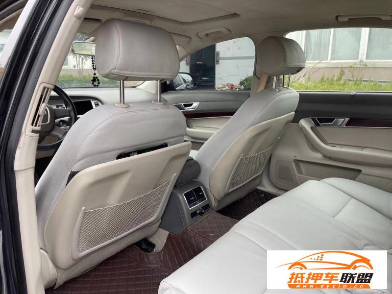  12年奧迪A6L轎車 