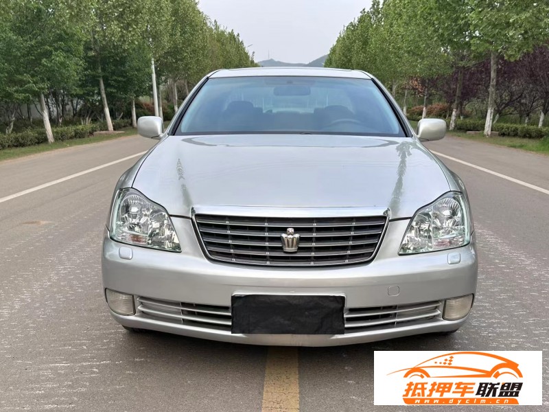  09年豐田皇冠轎車 