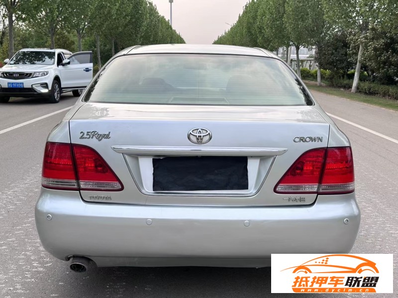  09年豐田皇冠轎車 