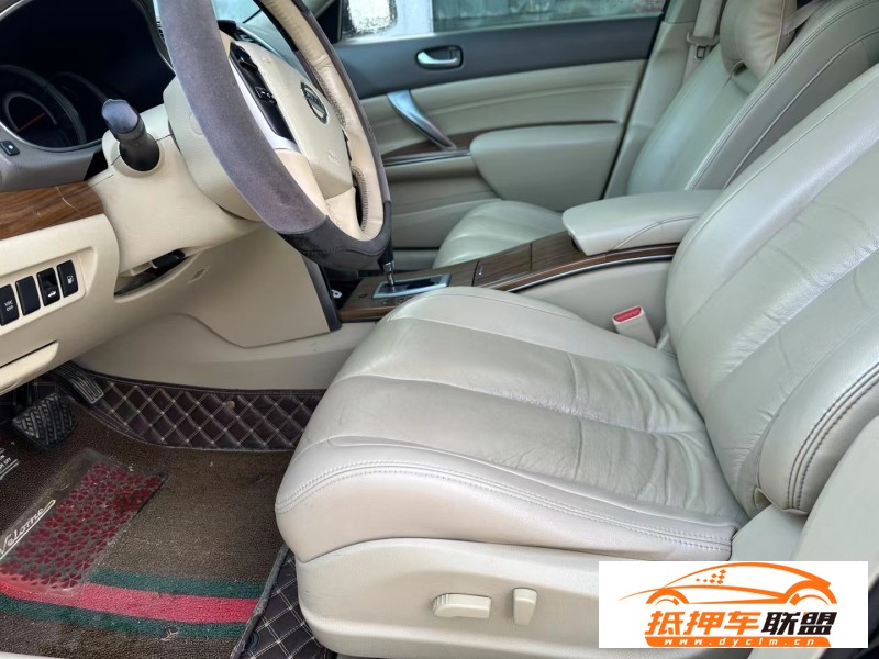  11年日產(chǎn)天籟轎車(chē) 