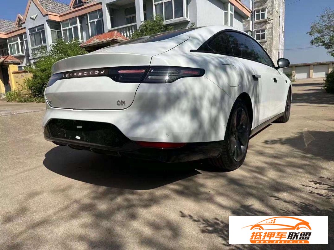 零跑汽車 零跑C01 2022款 零跑C01 后驅(qū)超長(zhǎng)續(xù)航版