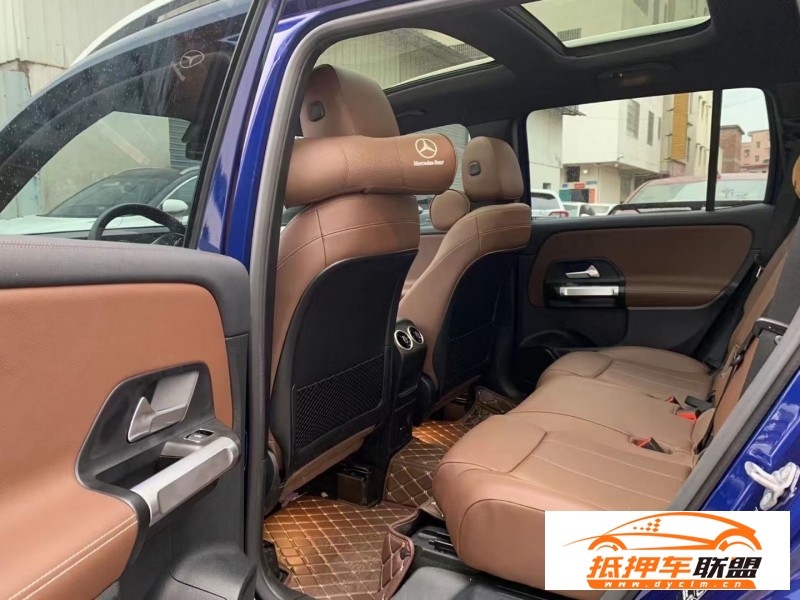  21年奔馳GLB轎車 