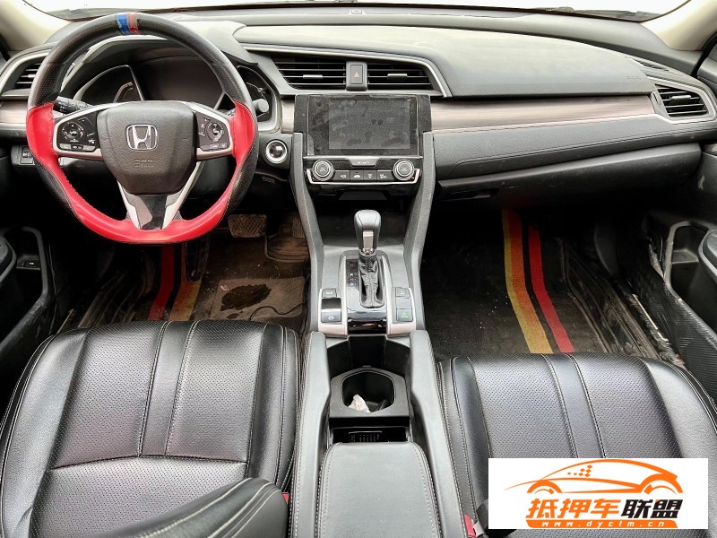 20年本田思域轎車 