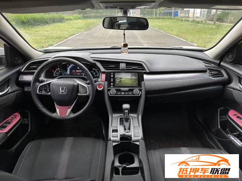  19年本田思域轎車 