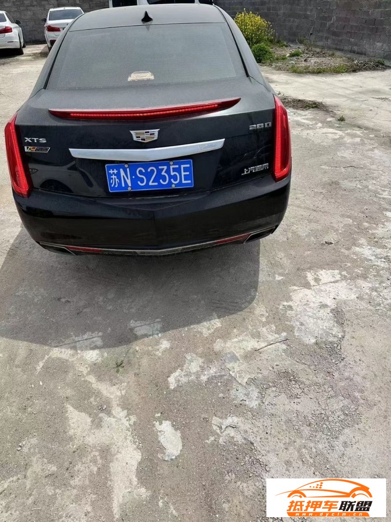  17年凱迪拉克XTS轎車 