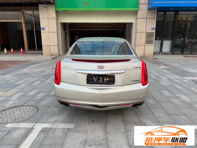  17年凱迪拉克XTS轎車 