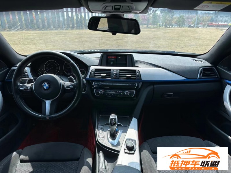  17年寶馬4系轎車 