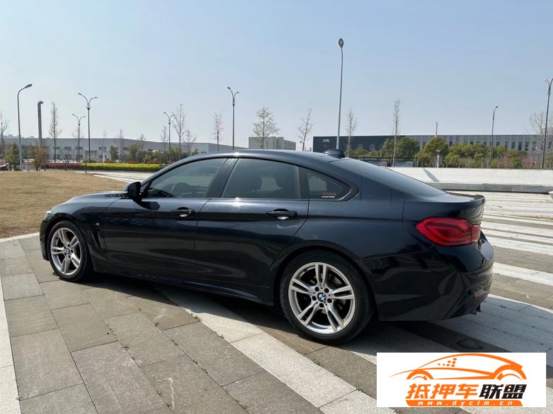  17年寶馬4系轎車 
