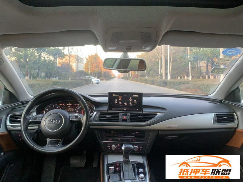  14年奧迪A7轎車 