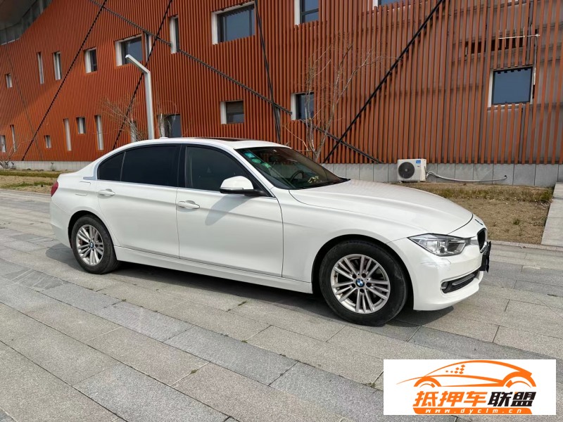  15年寶馬3系轎車 