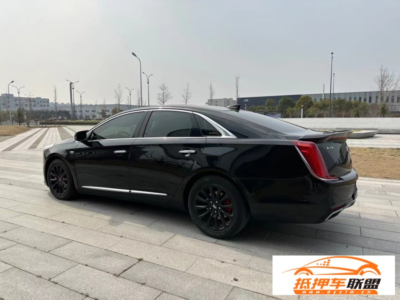  17年凱迪拉克XTS轎車 