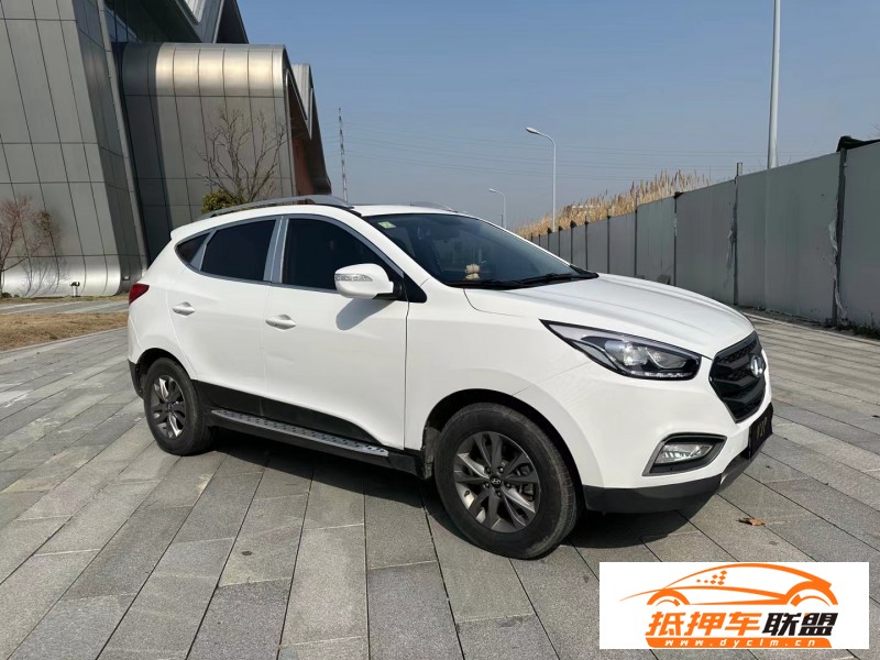  15年現(xiàn)代ix35轎車 