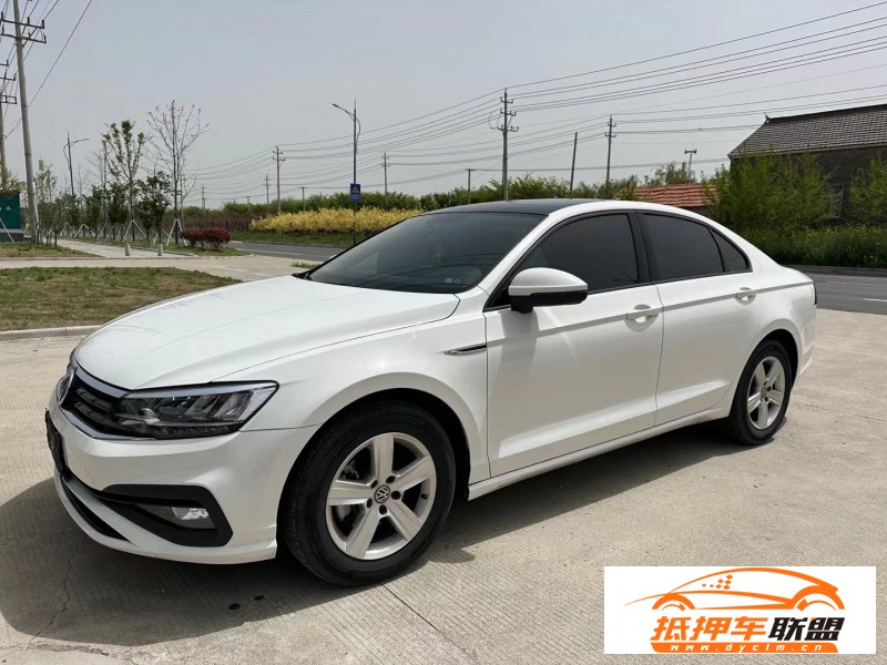  21年大眾凌渡轎車 